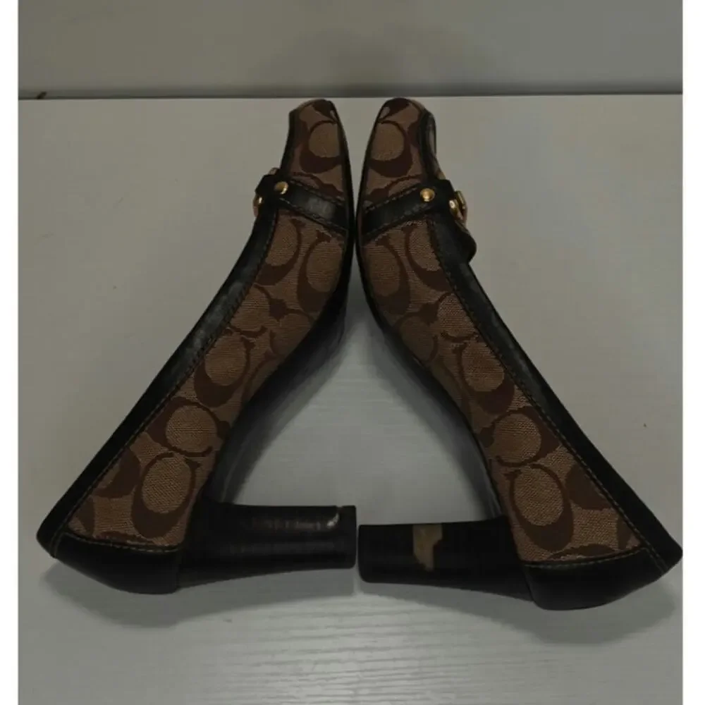 Vintage Coach heeled Loafers sz 8